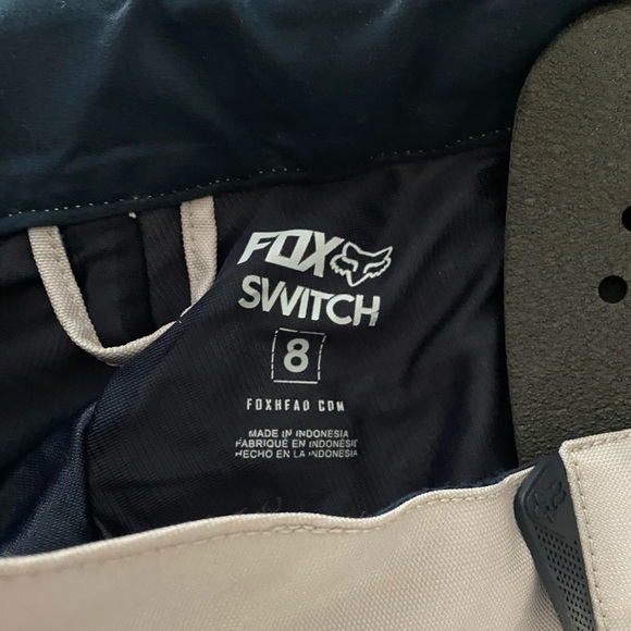 Woman’s Fox Dirtbike Switch Convertible Pants Size 8 - Picture 3 of 3